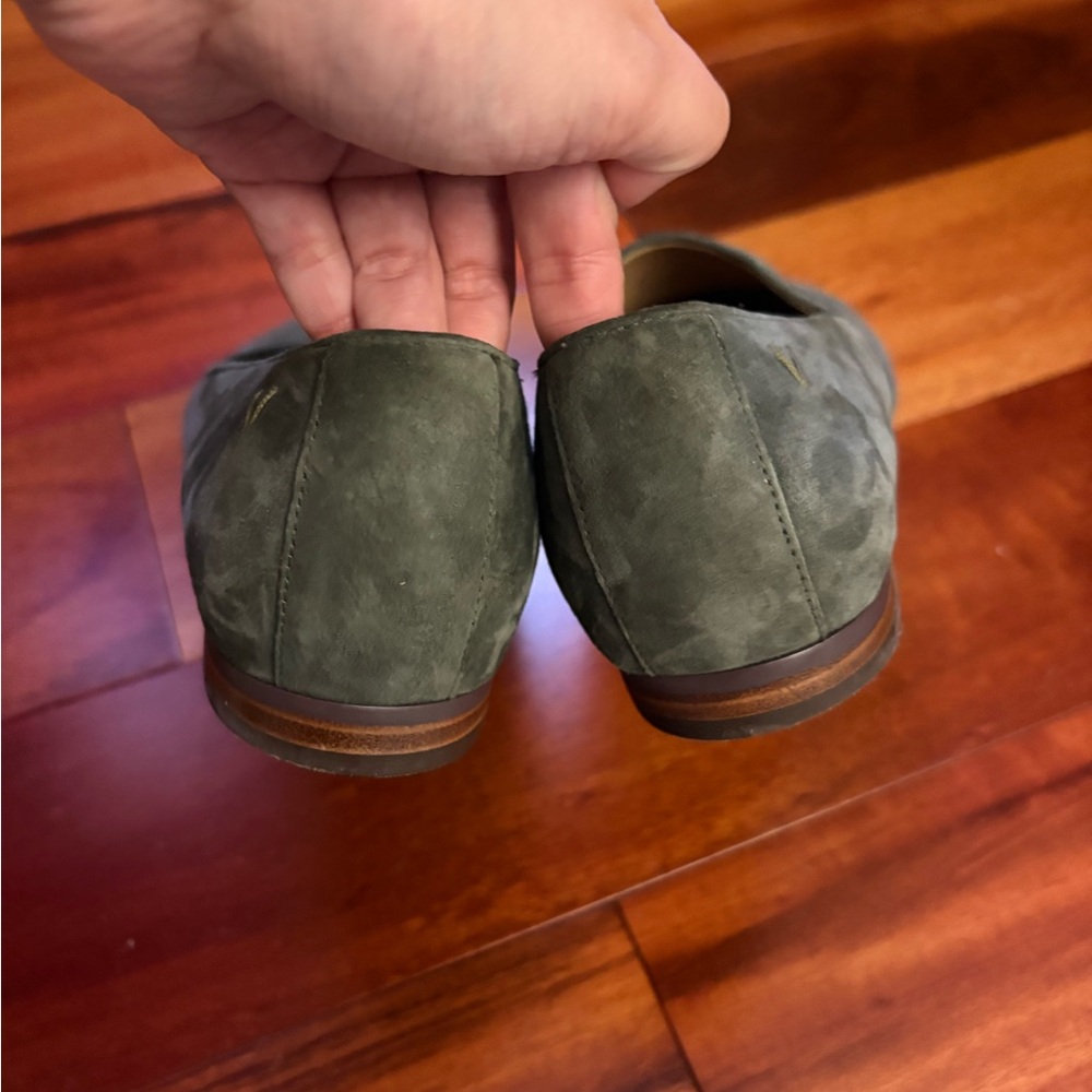 Vionic Willa Suede Dark Green Loafers size 8 - Picture 4 of 4